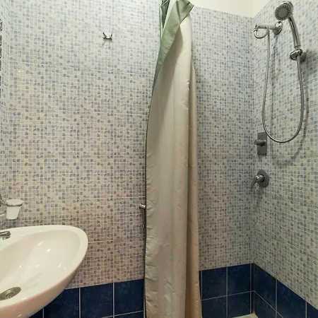 Beauty Palace - Vertex Group מלון 2*